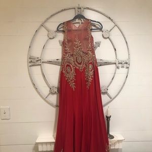 Prom Dress beautiful Red Sequins Size 12